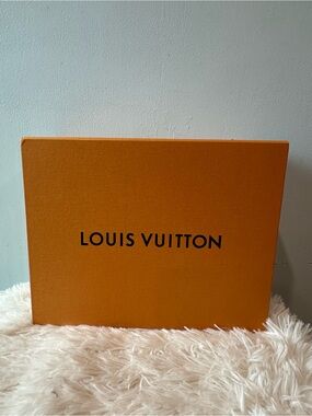 Authentic Louis Vuitton  Large Box with Pull Tab, 15x11x6 inches